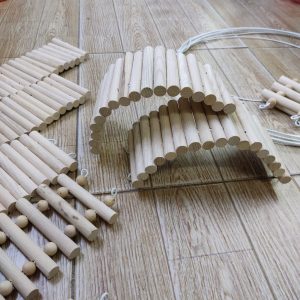 Thang gỗ uốn 10x25cm, 40cm, 50cm leo trèo cho hamster, ốc mượn hồn, hang trú ẩn hình thang