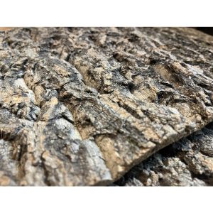 Tấm cork vỏ cây gỗ sồi làm nền chuồng nuôi tạo cảm giác thiên nhiên