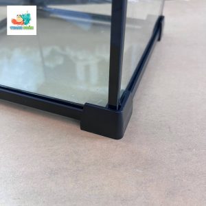 Chuồng kính 4ly kích thước nhiều kích thước khung nhựa