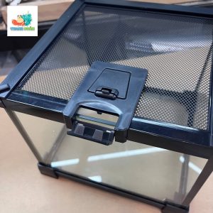 Chuồng kính 4ly kích thước nhiều kích thước khung nhựa