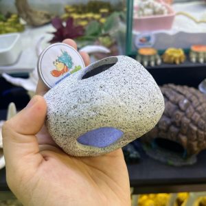 Hang trú hình viên đá chất liệu gốm màu trắng đốm