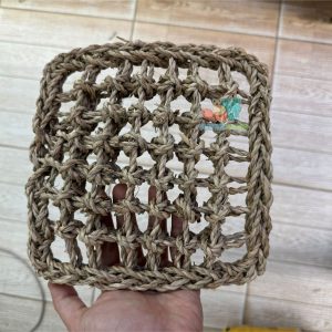 Tấm lưới cói làm hang trú và làm võng ngủ cho thú cưng nhỏ